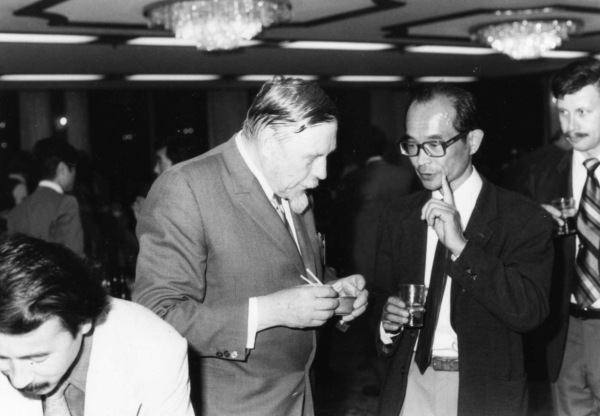 vv H.Nakagawa at Neogene/Quaternary Boundary Conference, Chandigarh, India, Oct.22-Nov.3, 1979